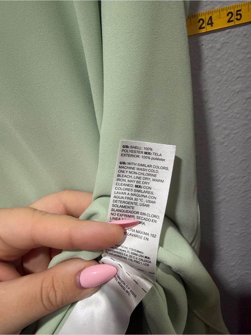 White House Black Market Mint Green Sleeveless Pleated Blouse Size L - Picture 3 of 4